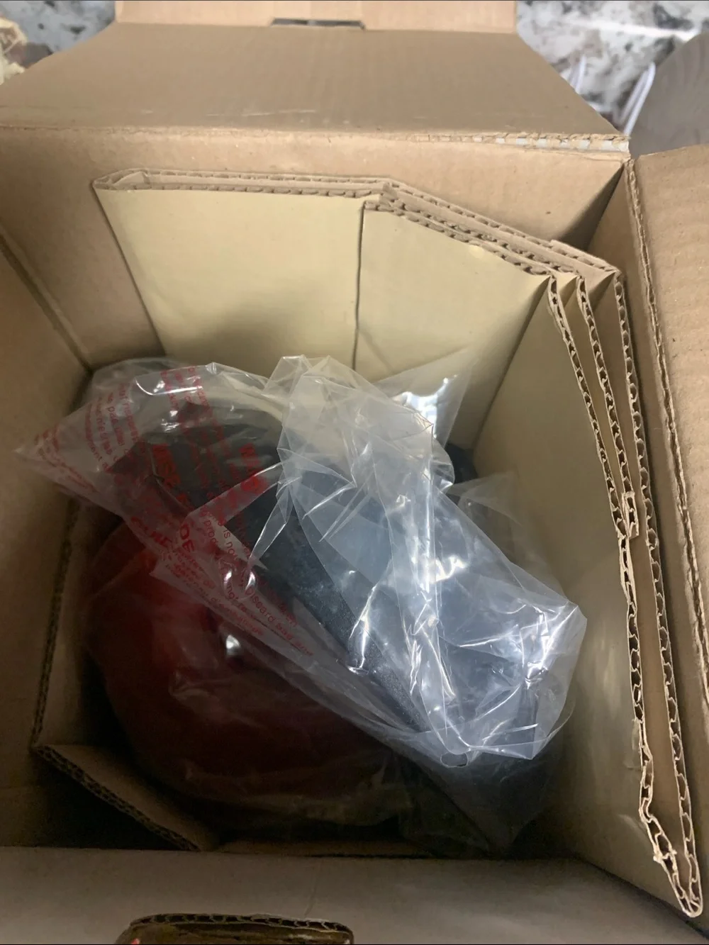 LMT: Circulon Circles 1.9L Kettle - Red